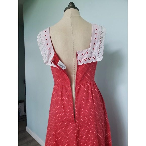 VTG 70s Jay's Maxi Dress Red Polka Dot Eyelet Lace Prairie Cottagecore Waist Tie - Picture 8 of 10
